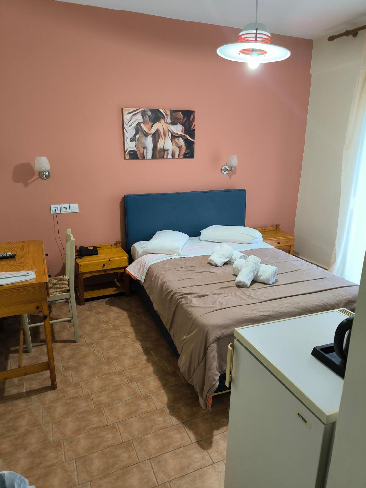 Hotel Almira อาเยีย ตรีอาส ภายนอก รูปภาพ